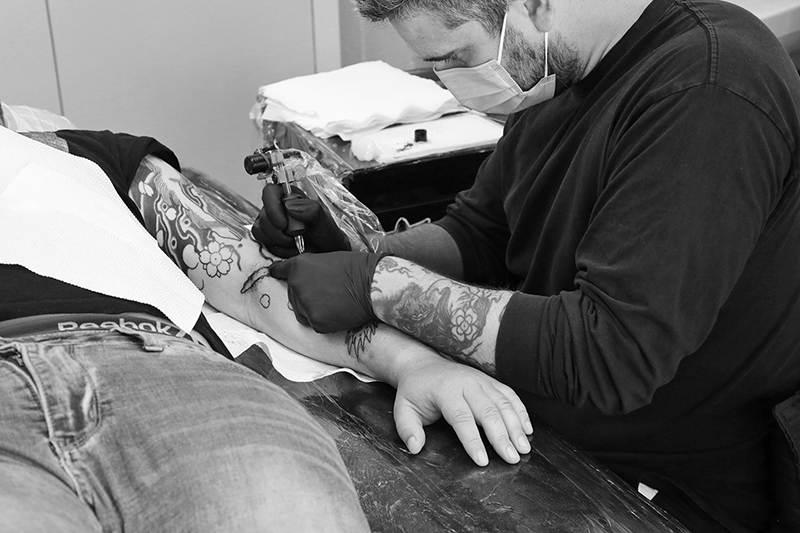 Tattooing : Auckland : Sunset Tattoos : Richard Moore : Journalist : Photographer :Black and White : Portraits
